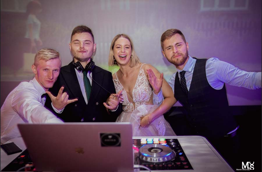 konferansjer czy zespół 